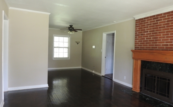 16 Living Room #1 16 Living Room #1